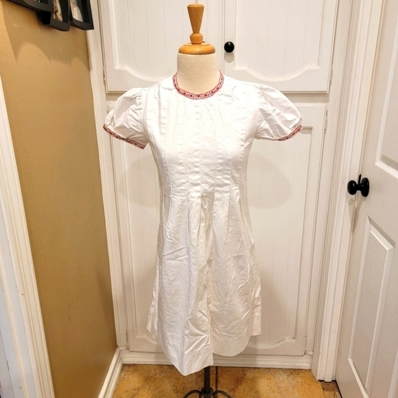 Hand Crafted Dresses & Skirts - 𝅺VINTAGE white prairie mod cottage core dress with heart ❤️ neckline